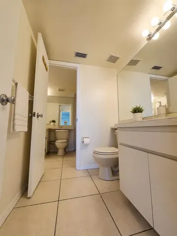 6802 Stones Throw Circle N St Petersburg FL 33710