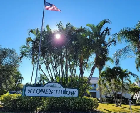 6802 Stones Throw Circle N St Petersburg FL 33710