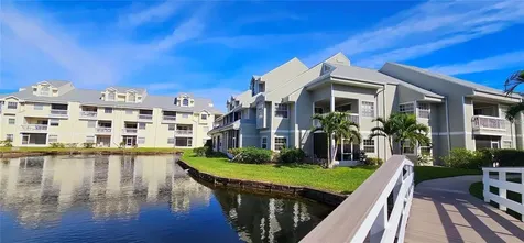 6802 Stones Throw Circle N St Petersburg FL 33710