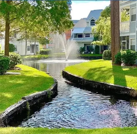6802 Stones Throw Circle N St Petersburg FL 33710