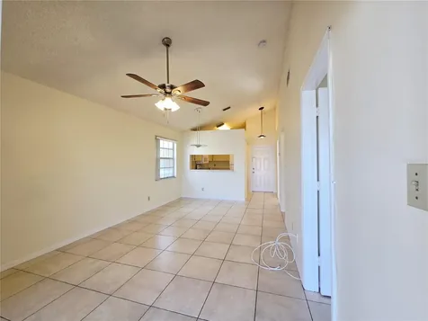 6802 Stones Throw Circle N St Petersburg FL 33710