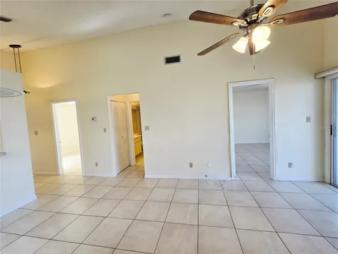 6802 Stones Throw Circle N St Petersburg FL 33710