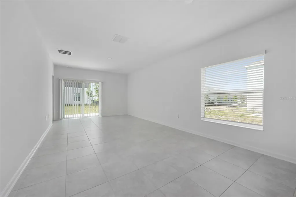 2205 Aquifer Lane Davenport FL 33837