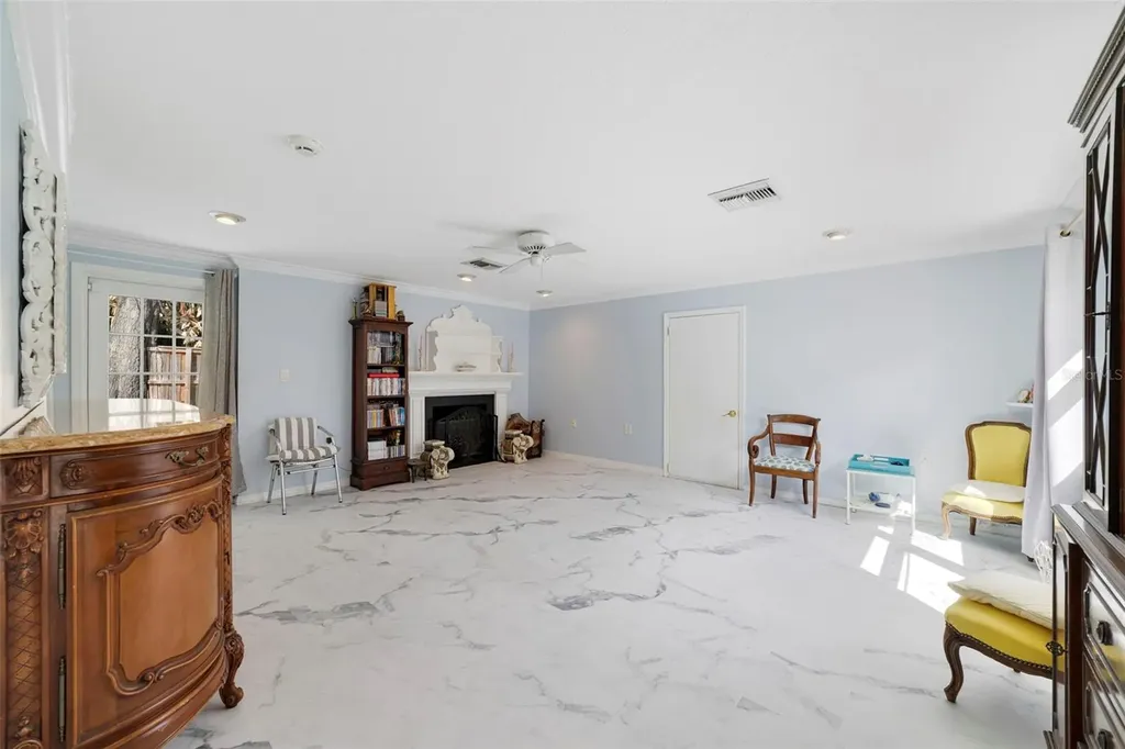 515 Florida Street Orlando FL 32806