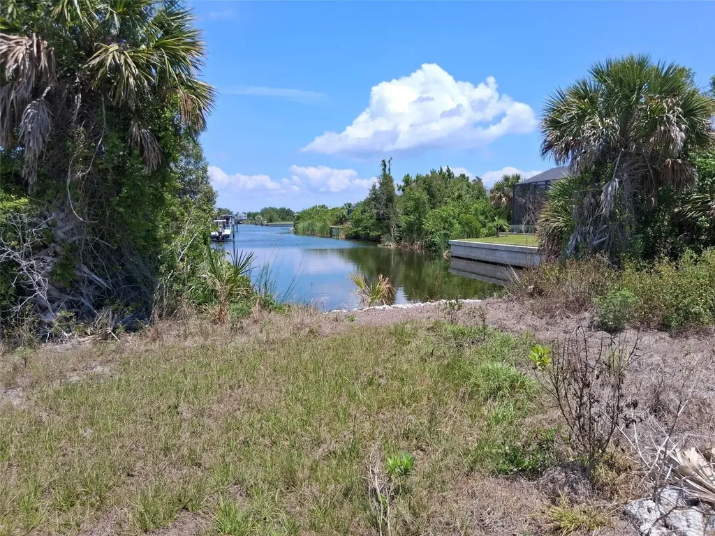 10166 Kingsville Drive Port Charlotte FL 33981