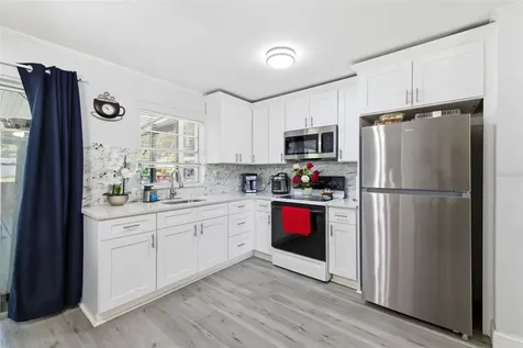 39022 Blue Jay Avenue Zephyrhills FL 33542