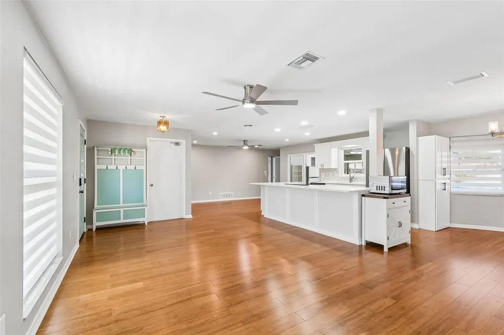 1110 Mccarty Street Dunedin FL 34698