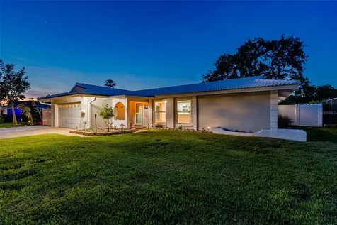 1110 Mccarty Street Dunedin FL 34698
