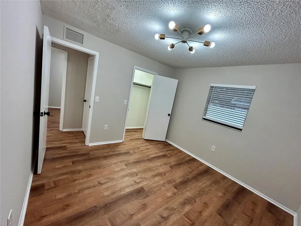3805 11th Avenue W Bradenton FL 34205
