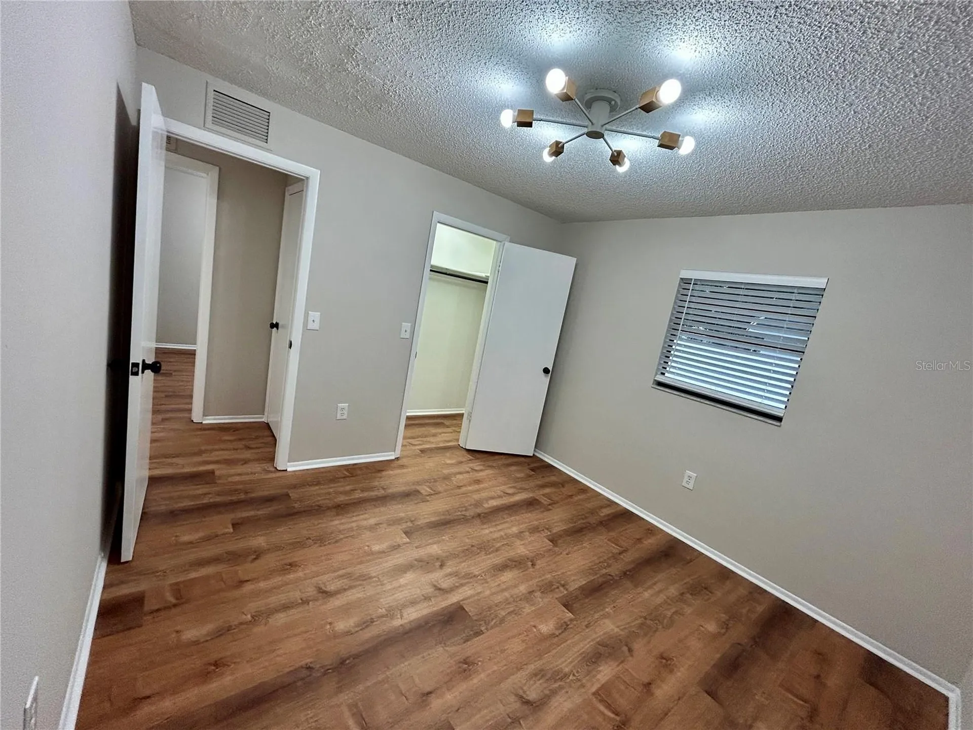 3805 11th Avenue W Bradenton FL 34205