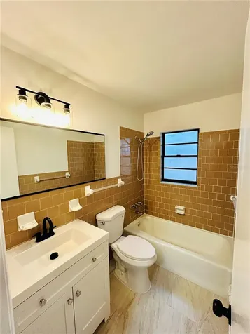 3805 11th Avenue W Bradenton FL 34205