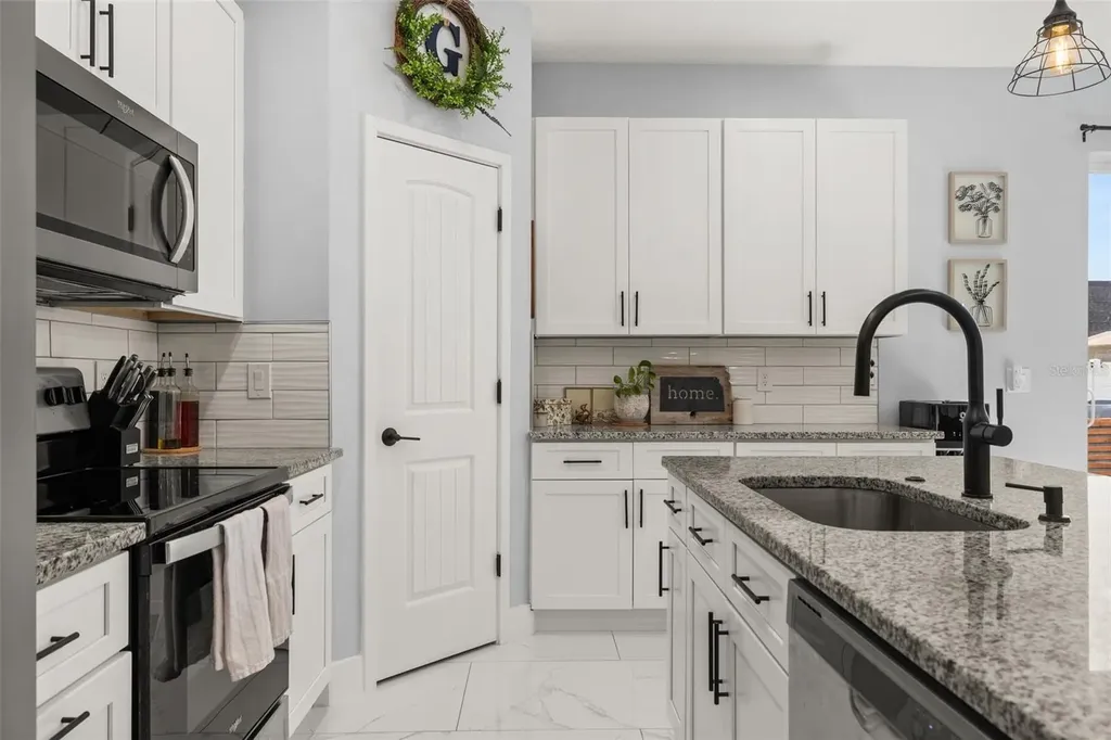 2241 Ardon Avenue Orlando FL 32833