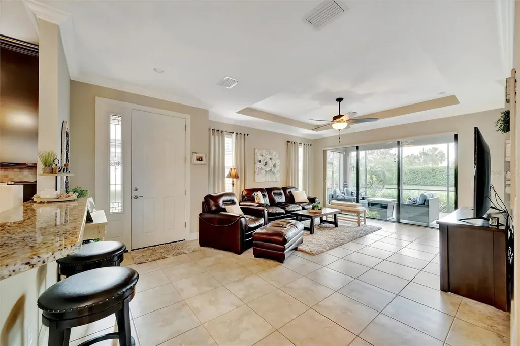 4732 Alexandria Court Palmetto FL 34221