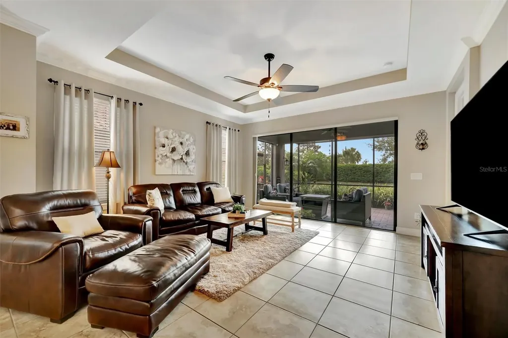 4732 Alexandria Court Palmetto FL 34221