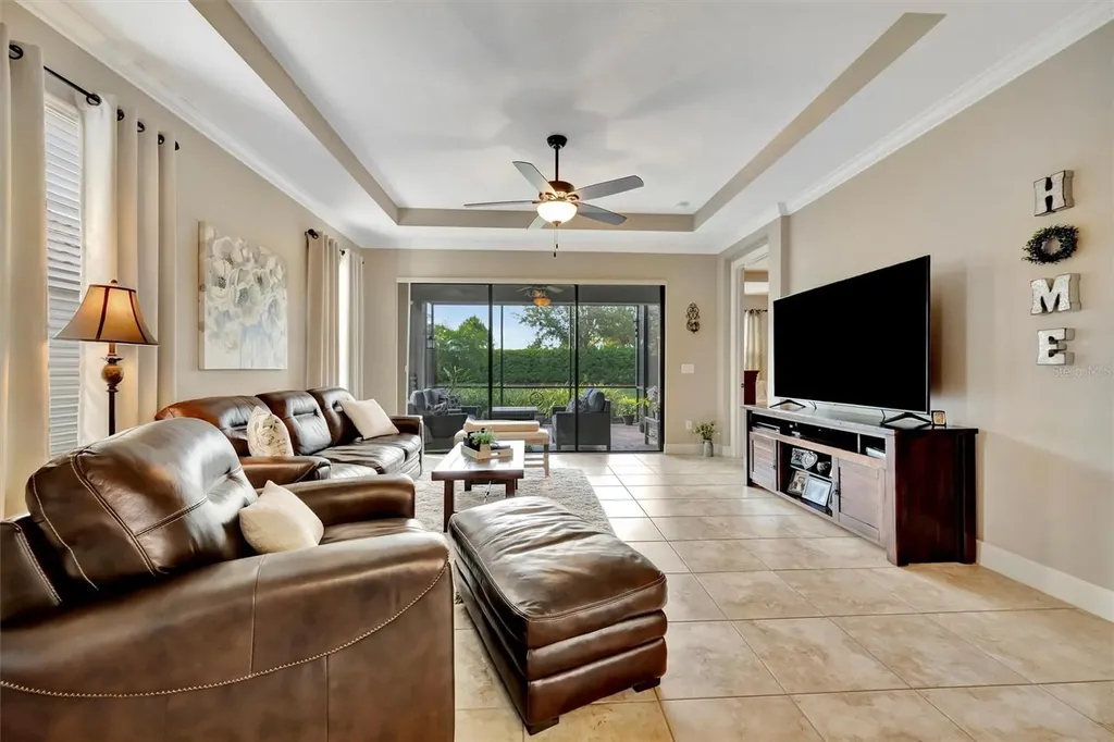 4732 Alexandria Court Palmetto FL 34221