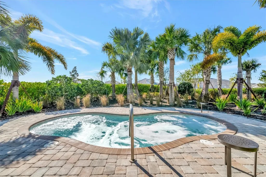4732 Alexandria Court Palmetto FL 34221