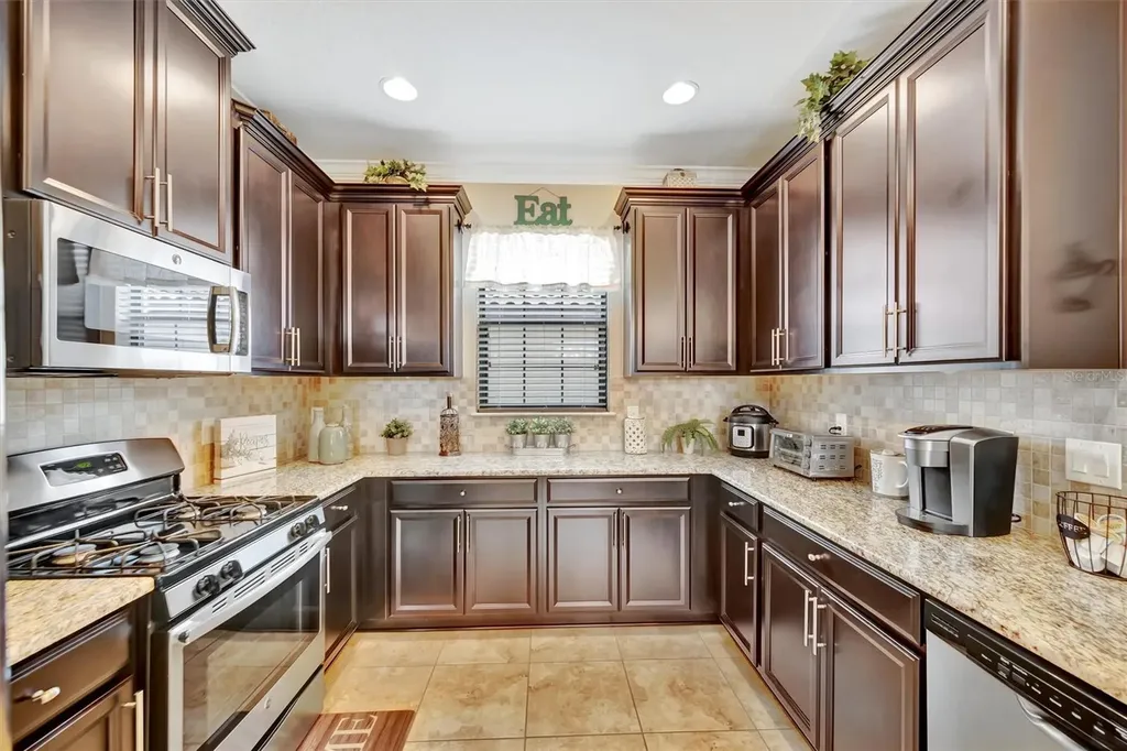4732 Alexandria Court Palmetto FL 34221