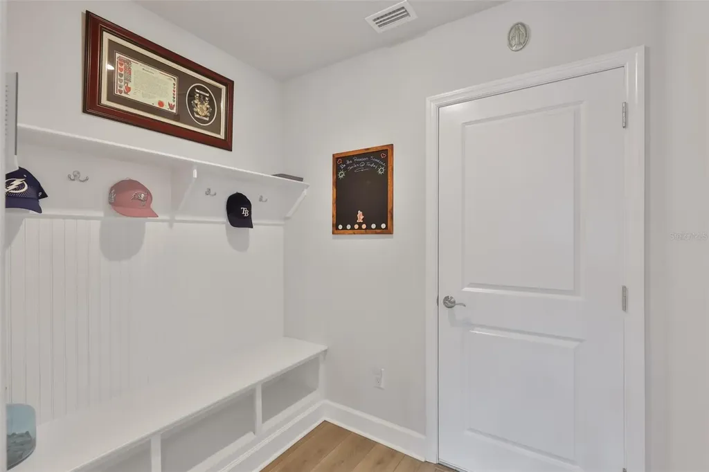 2407 W Gray Street Tampa FL 33609