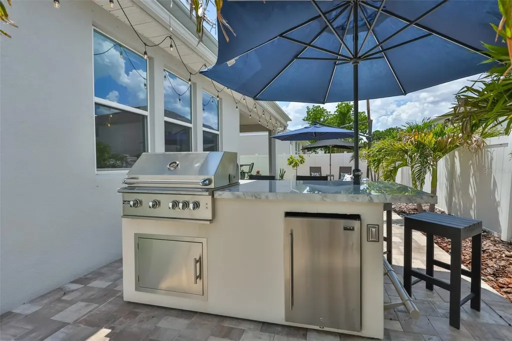 2407 W Gray Street Tampa FL 33609