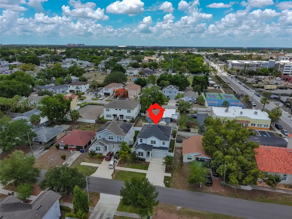 2407 W Gray Street Tampa FL 33609