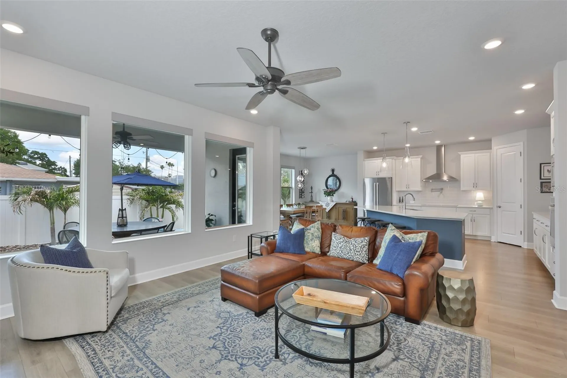 2407 W Gray Street Tampa FL 33609