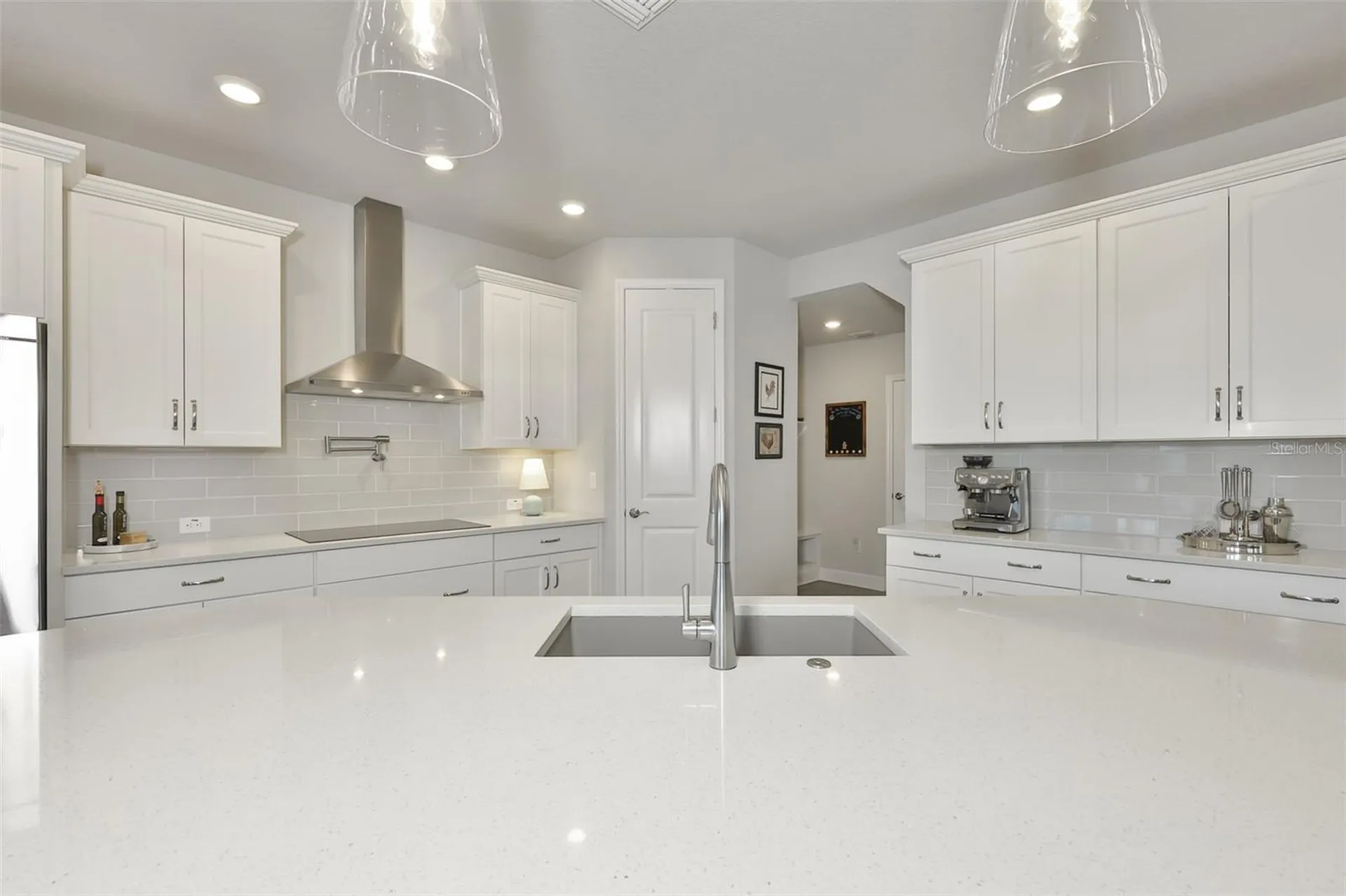 2407 W Gray Street Tampa FL 33609