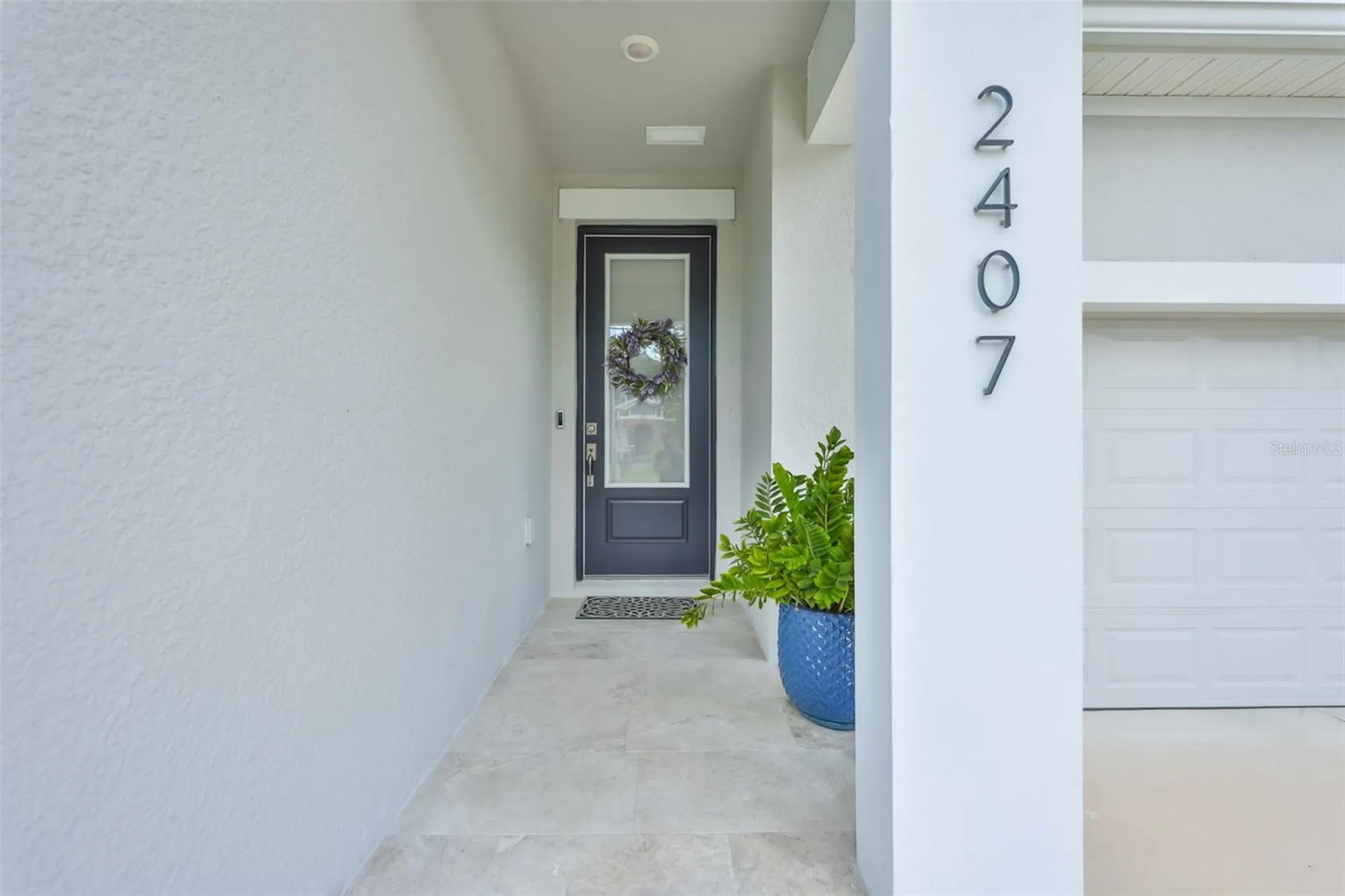 2407 W Gray Street Tampa FL 33609