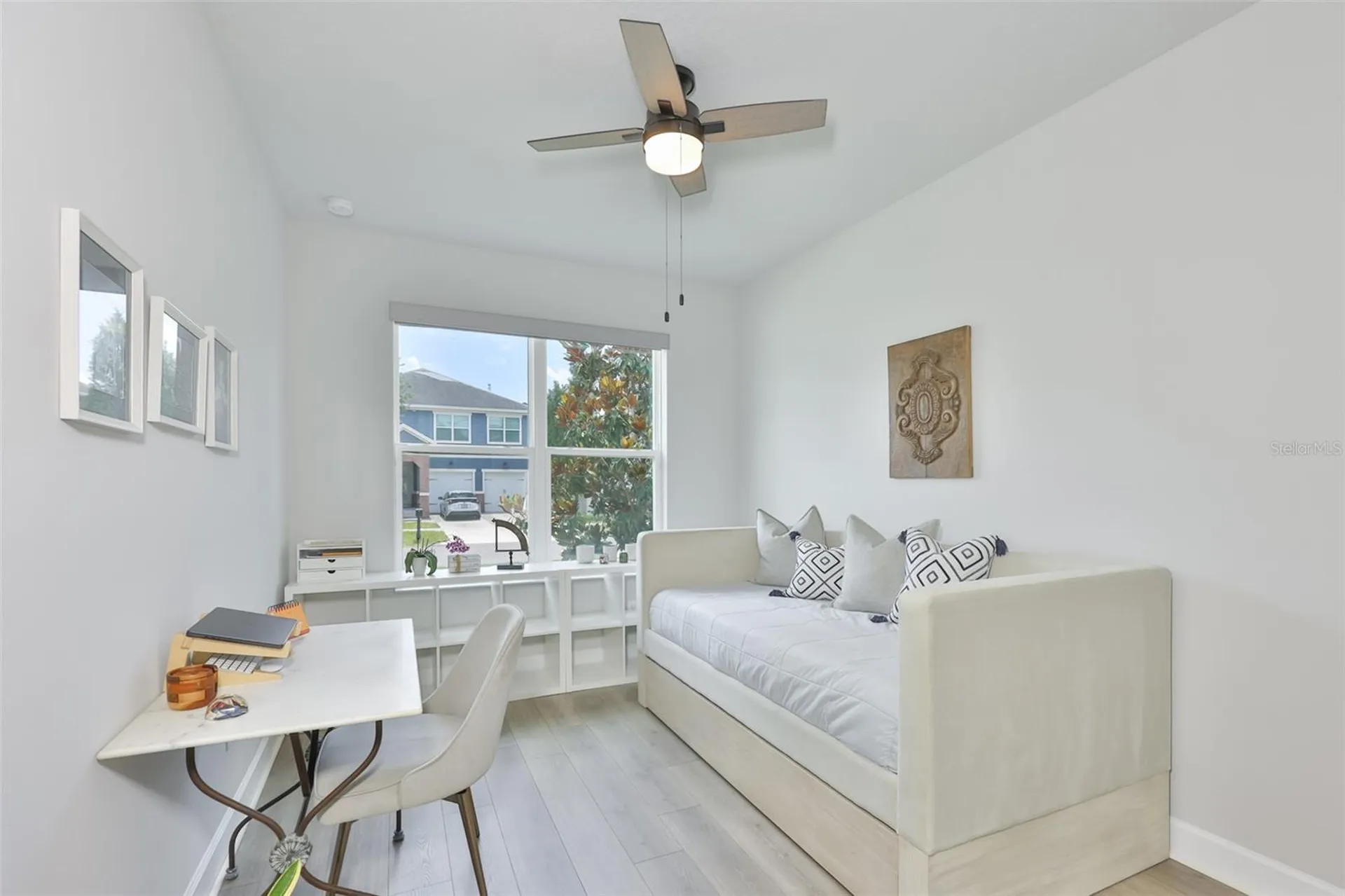2407 W Gray Street Tampa FL 33609