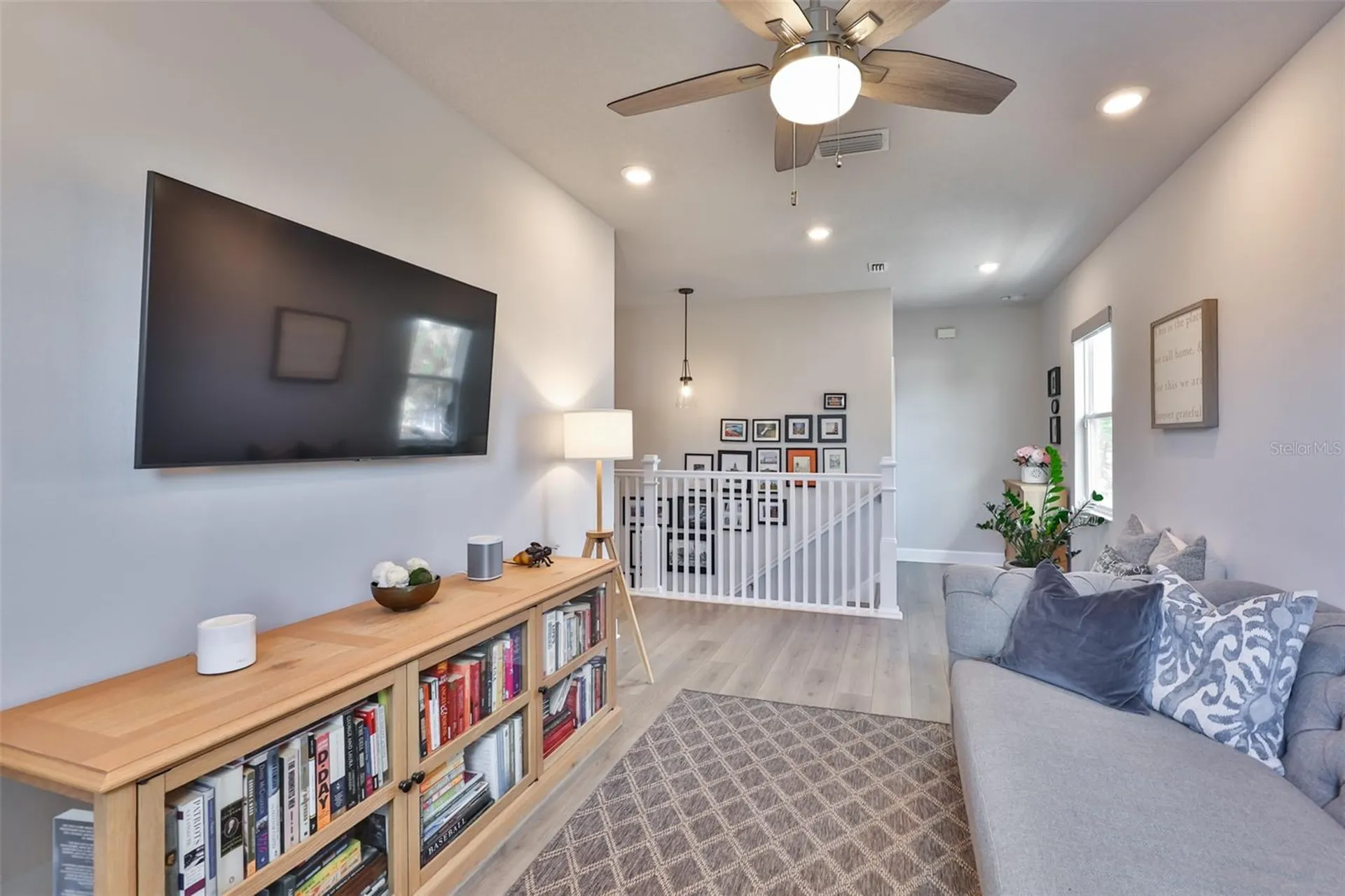 2407 W Gray Street Tampa FL 33609