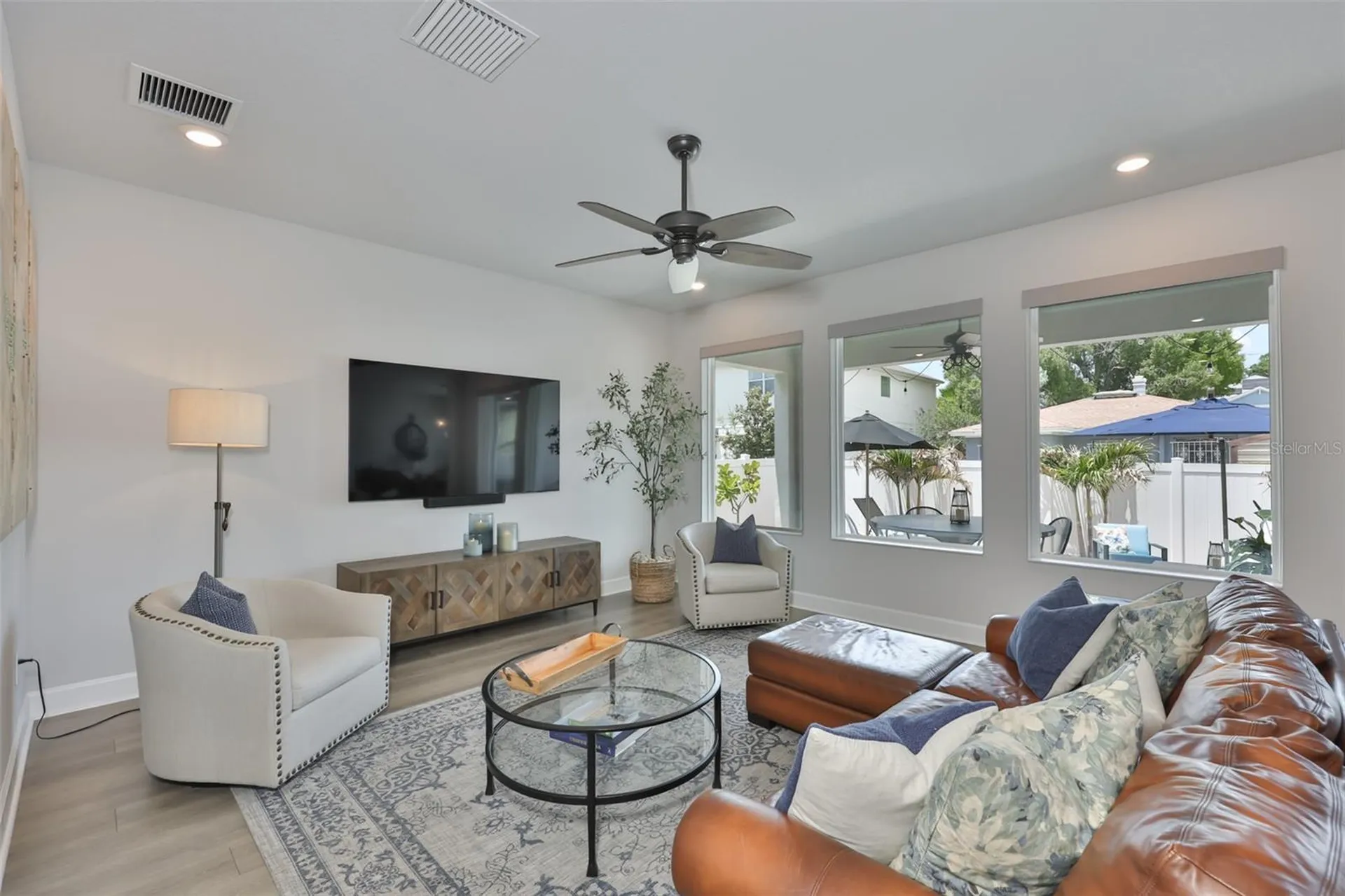 2407 W Gray Street Tampa FL 33609