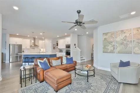 2407 W Gray Street Tampa FL 33609