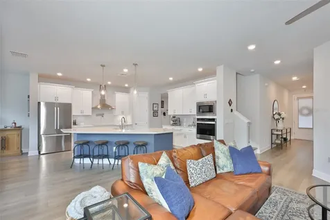 2407 W Gray Street Tampa FL 33609