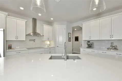 2407 W Gray Street Tampa FL 33609