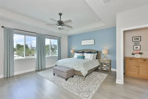 2407 W Gray Street Tampa FL 33609