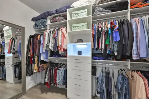 2407 W Gray Street Tampa FL 33609