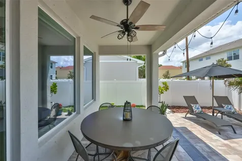 2407 W Gray Street Tampa FL 33609