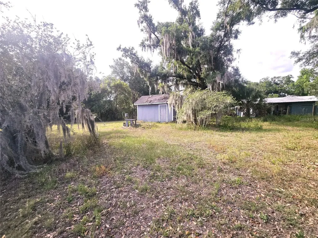 1124 Jerry Smith Road Dover FL 33527