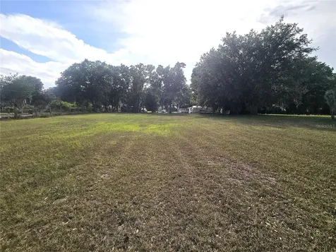 1124 Jerry Smith Road Dover FL 33527