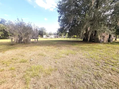 1124 Jerry Smith Road Dover FL 33527