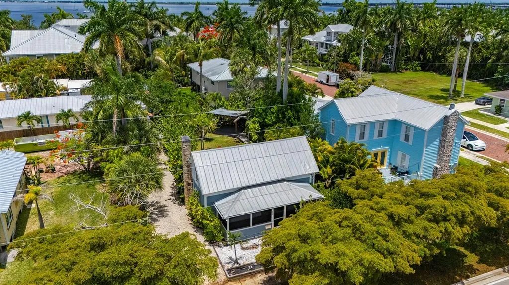 756 W Marion Avenue Punta Gorda FL 33950