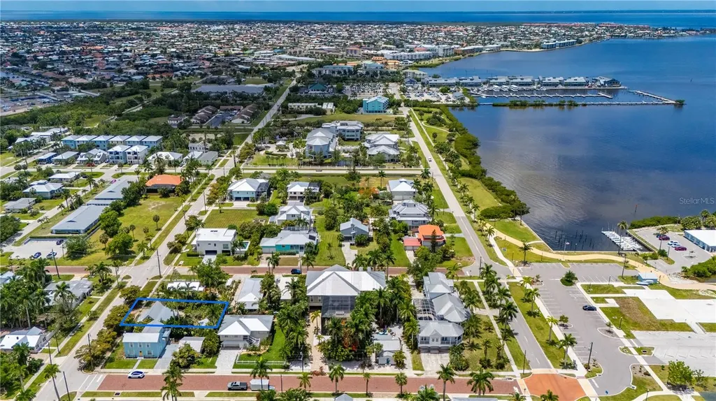 756 W Marion Avenue Punta Gorda FL 33950