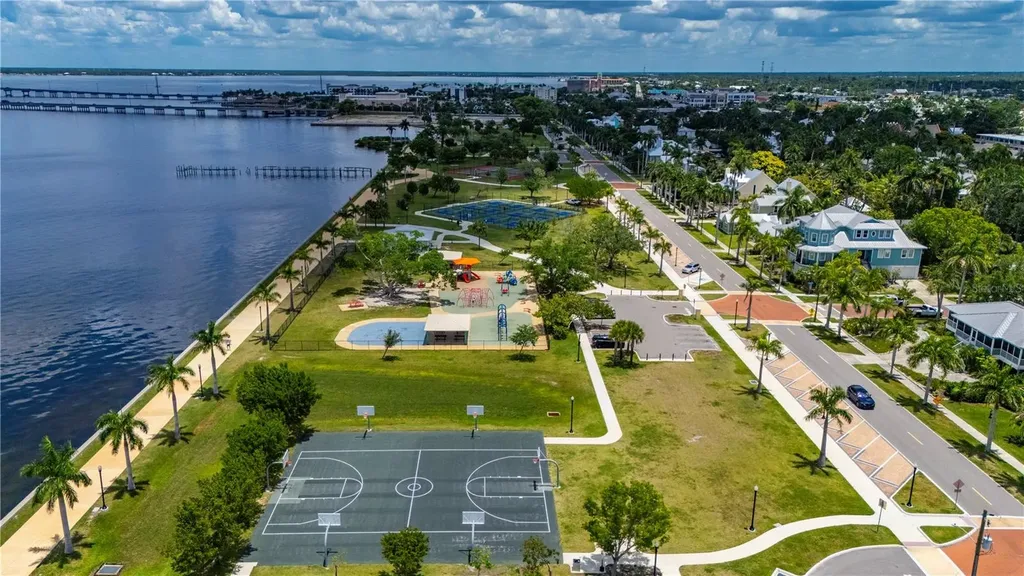 756 W Marion Avenue Punta Gorda FL 33950