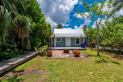 756 W Marion Avenue Punta Gorda FL 33950