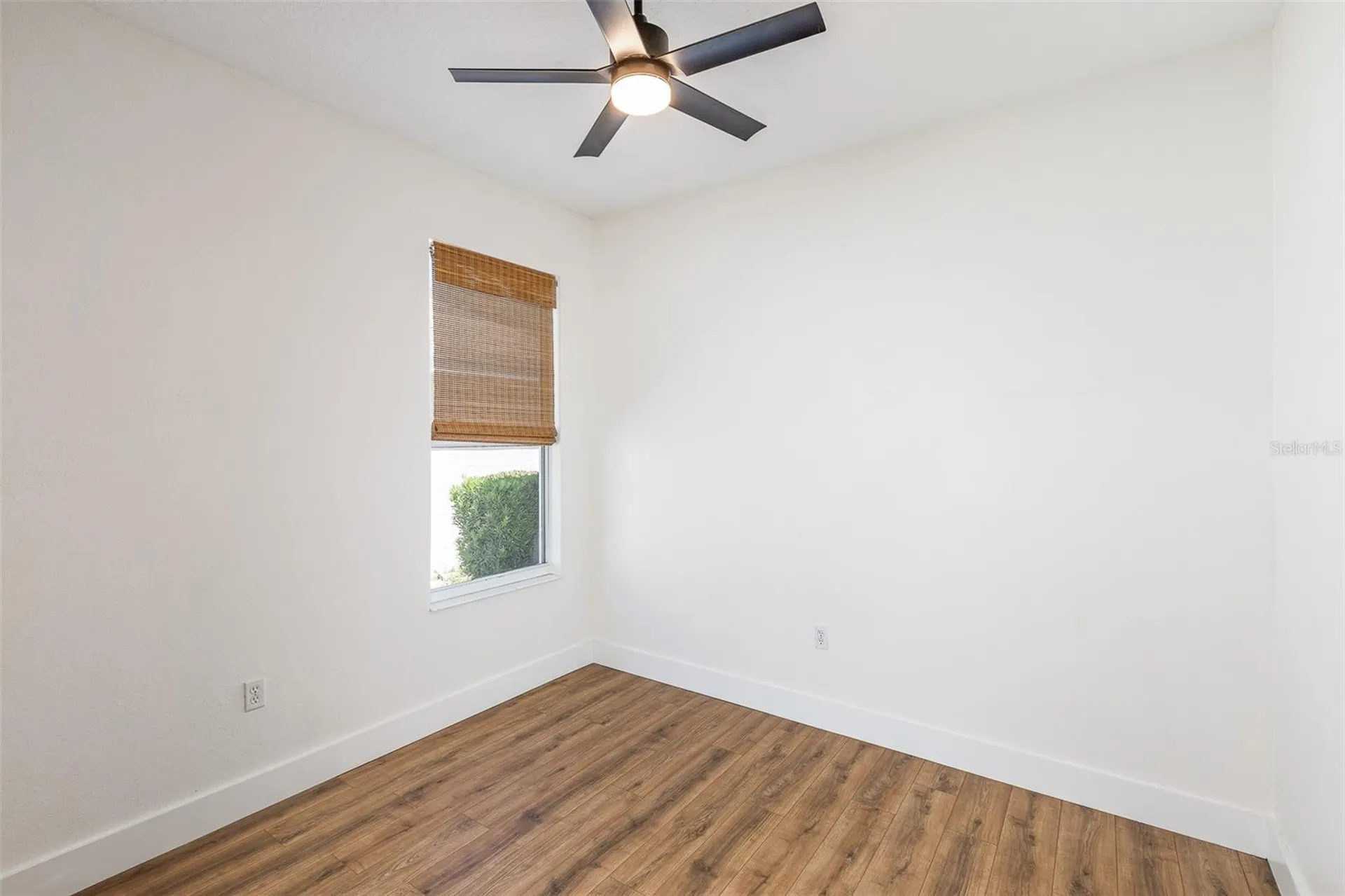 33441 Irongate Drive Leesburg FL 34788