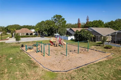 33441 Irongate Drive Leesburg FL 34788
