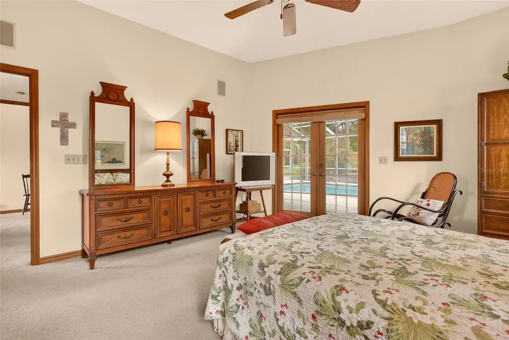 5174 NE 7th Place Ocala FL 34470