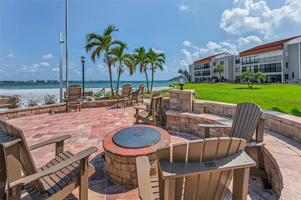 855 Bayway Boulevard Clearwater Beach FL 33767