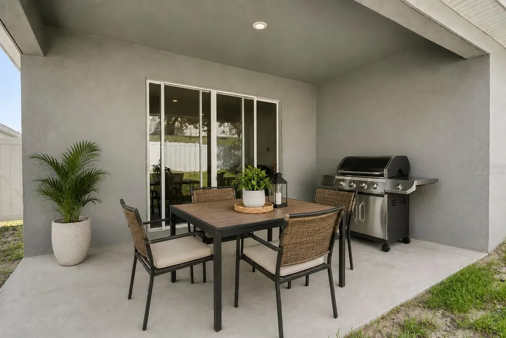 5040 Breezy Acres Street Winter Garden FL 34787