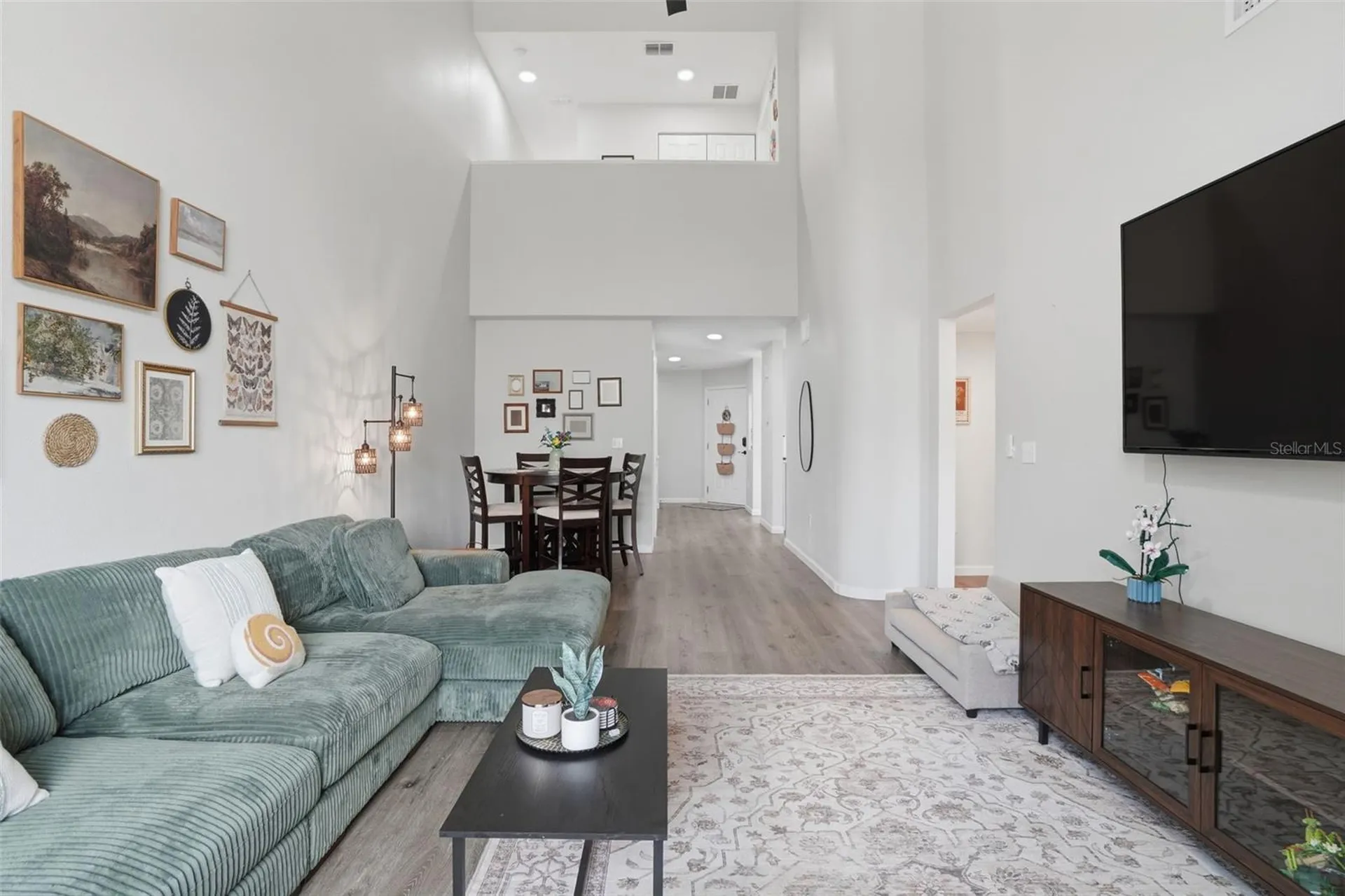2264 Grenwich Avenue Orlando FL 32817