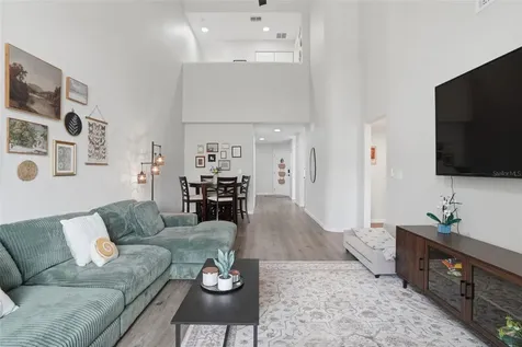 2264 Grenwich Avenue Orlando FL 32817